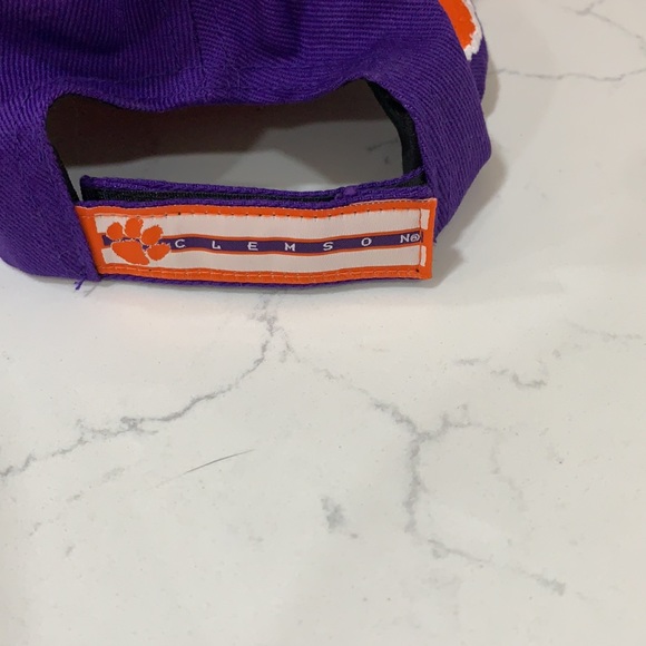 New Never Worn Velcro Adjust Cap - Picture 4 of 7